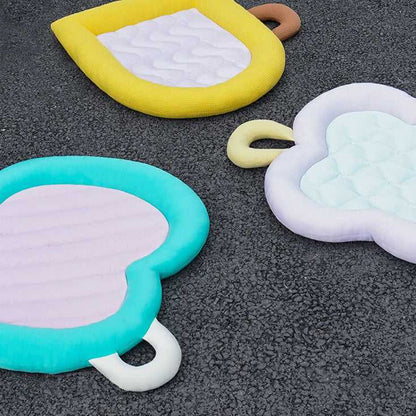 Childlike Cooling Cat Bed