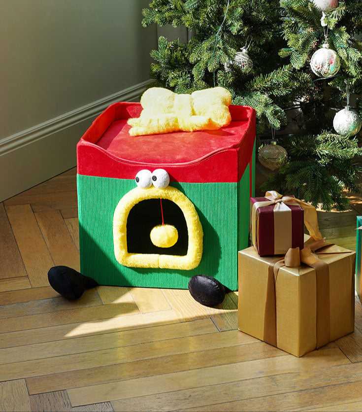 Foldable Christmas Gift Box Cat Bed