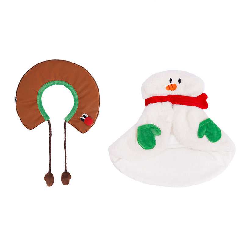 Flat lay of Gift Set Cat Christmas Costumes including reindeer collar and snowman cape with mittens and scarf for festive pet wear.