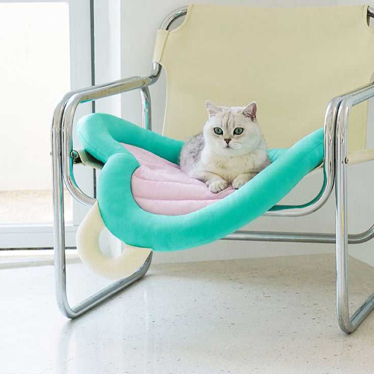 Childlike Cooling Cat Bed