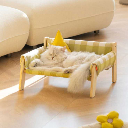 Wooden Checkered Cat Armchair