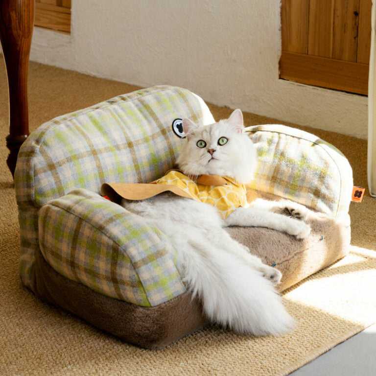 British Plaid Cat Sofa - Cat Bed