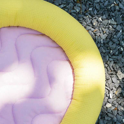 Childlike Cooling Cat Bed