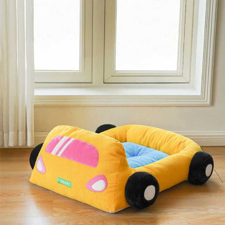 Cool Convertible Car Cat Bed