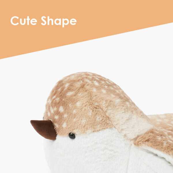 Close-up of the Sparrow Cat Bed’s cute bird-shaped head. Adorable and functional cat bed for stylish pet spaces.